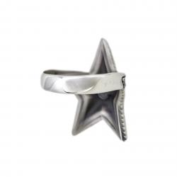 SMALL DEPP STAR RING WITH NATURAL STONES - EMERALD