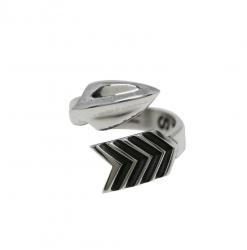 CS SYMBOL LEFT TWISTED ARROW RING / Single