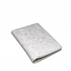 【GIFT WITH PURCHASE ONLINE】LEATHER PRINTED LOGO PASSPORT HOLDER - WHITE