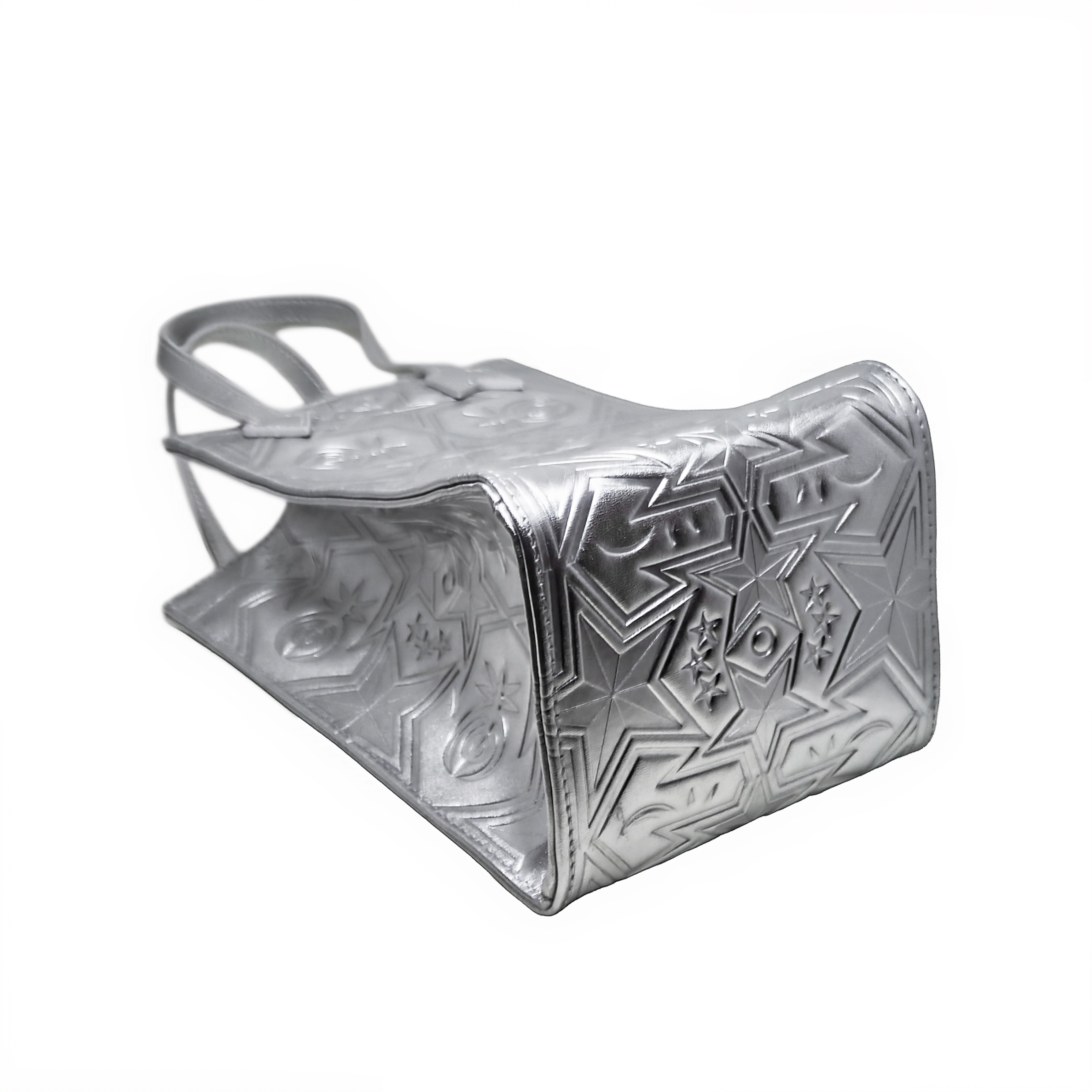 【GIFT WITH PURCHASE ONLINE】LEATHER PRINTED LOGO DRINK BAG - SILVER