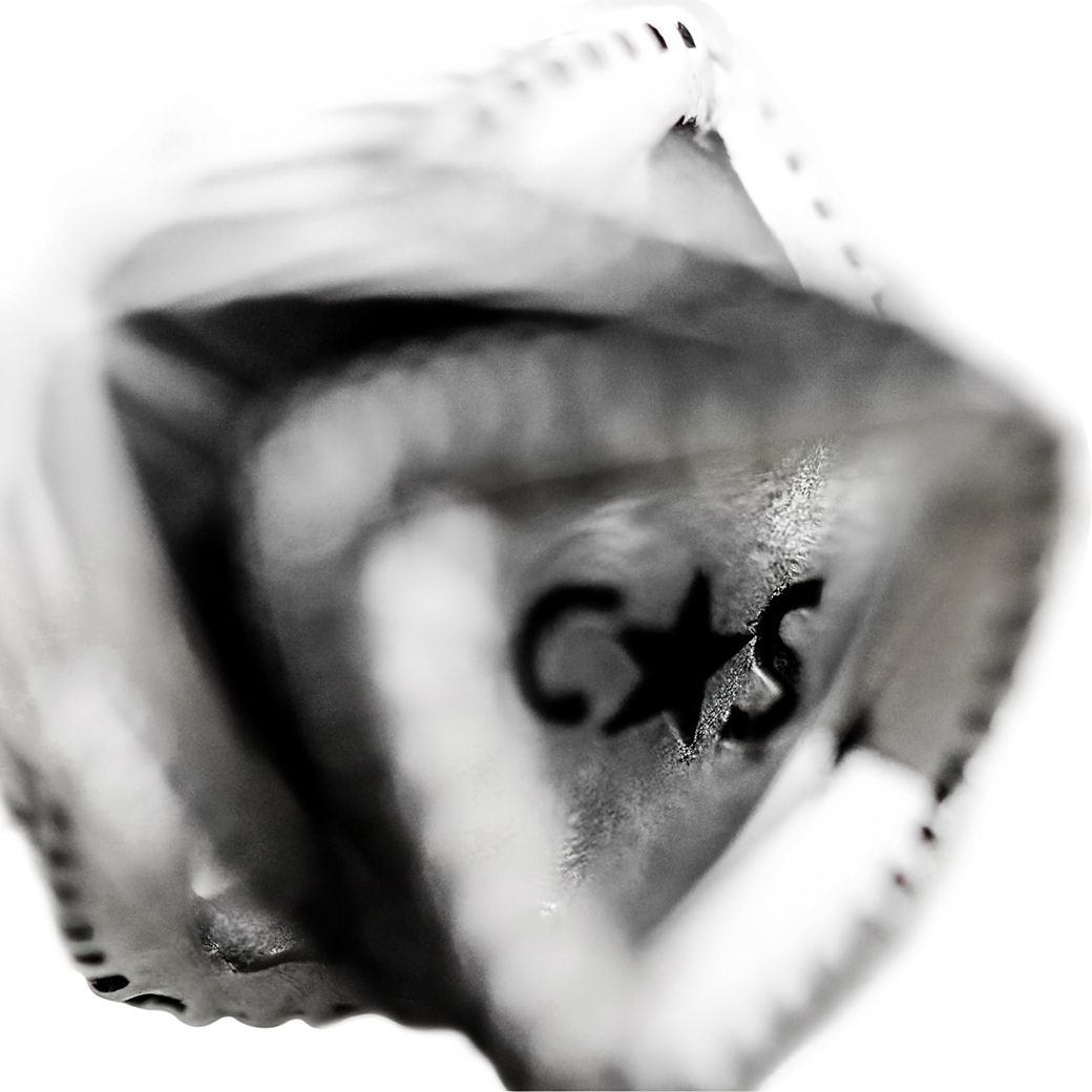 SMALL DOUBLE FACE DEPP STAR PENDANT